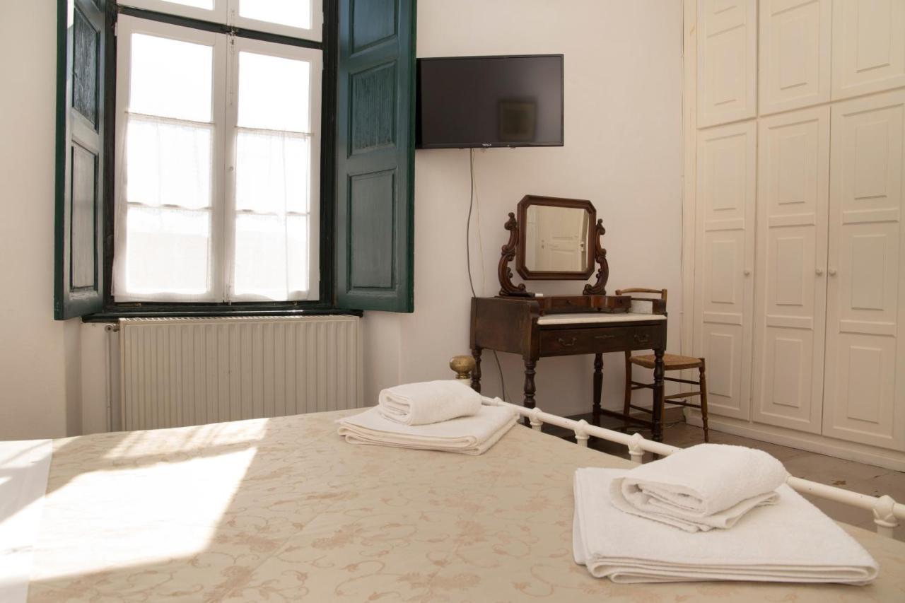 1861 Mansion Spetses Villa ภายนอก รูปภาพ