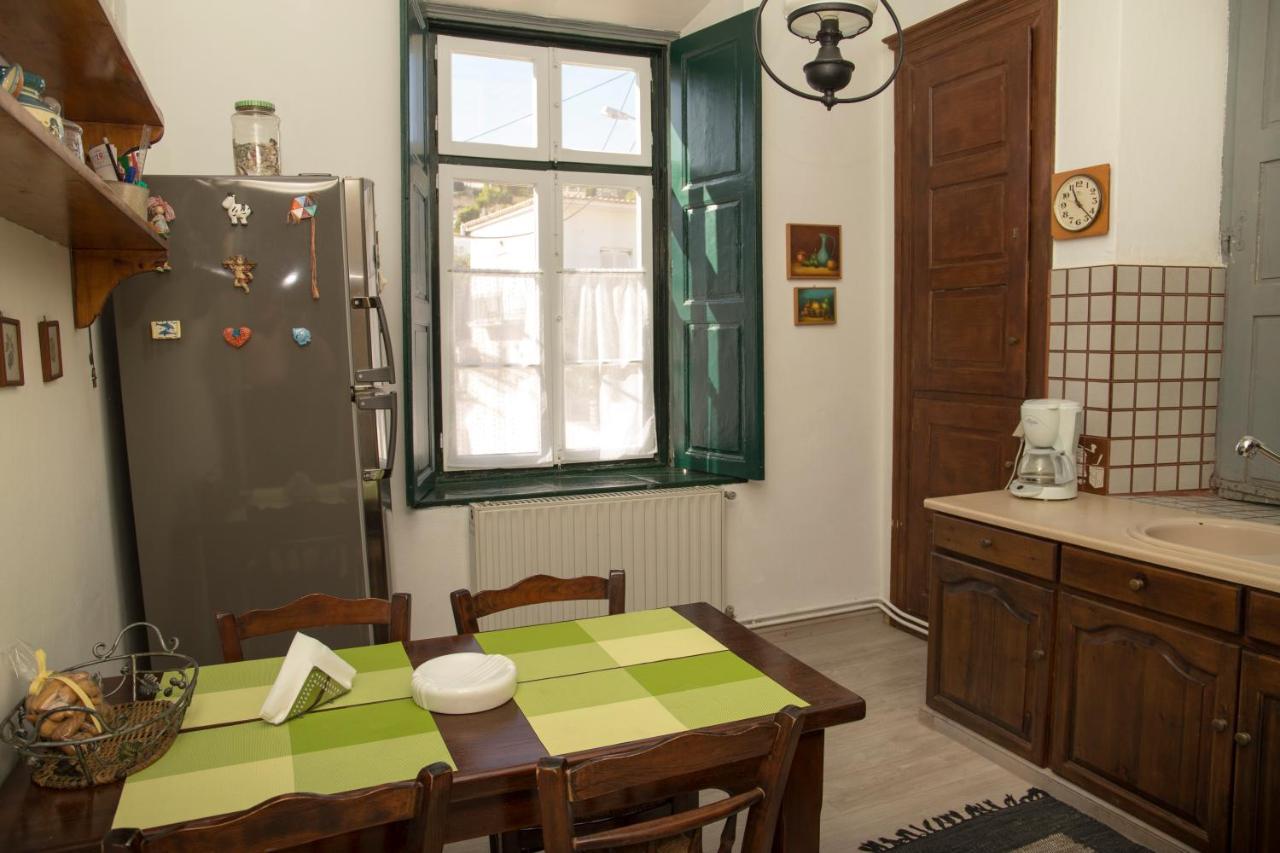 1861 Mansion Spetses Villa ภายนอก รูปภาพ