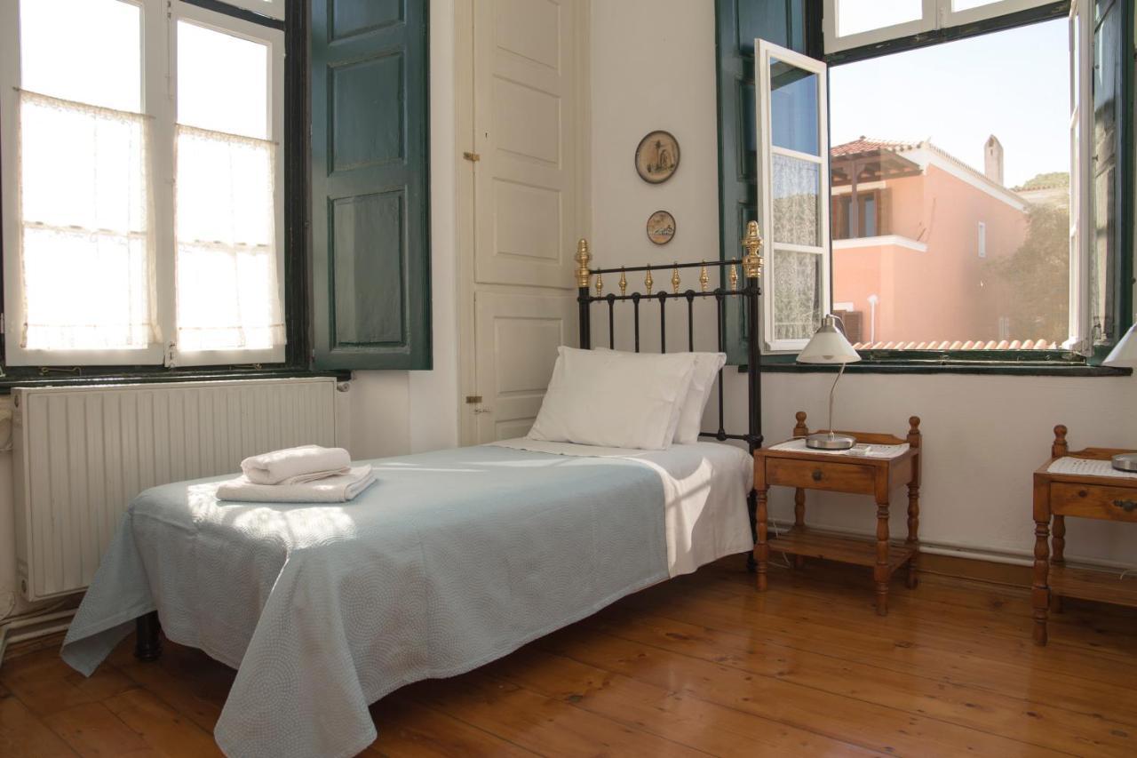 1861 Mansion Spetses Villa ภายนอก รูปภาพ