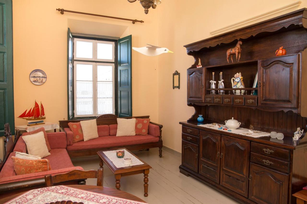 1861 Mansion Spetses Villa ภายนอก รูปภาพ