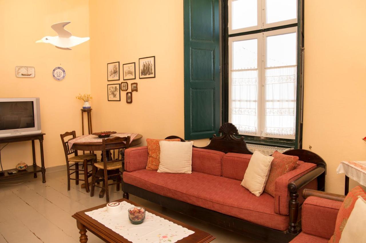 1861 Mansion Spetses Villa ภายนอก รูปภาพ